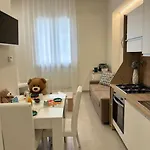 Teddy's Luminoso Accogliente E Moderno *